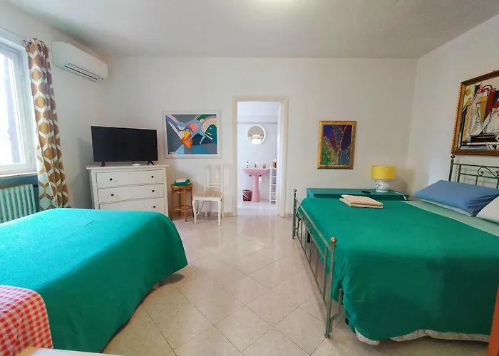 Casa Nel Parco Zona * テーラモ